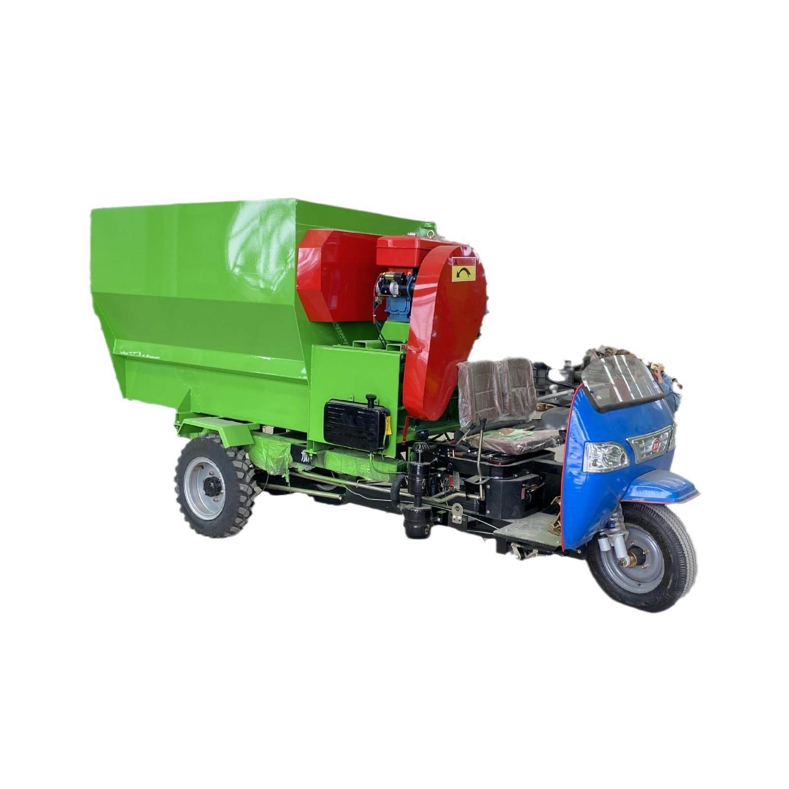 IYL5立轮料方车载三mr喂料车 牧场粉碎搅拌撒料车 牛羊饲搅拌t机,淘宝优惠券,粉丝福利购,淘宝优惠卷