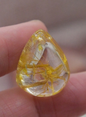 圆梦开运阁天然发晶钛晶水滴吊坠