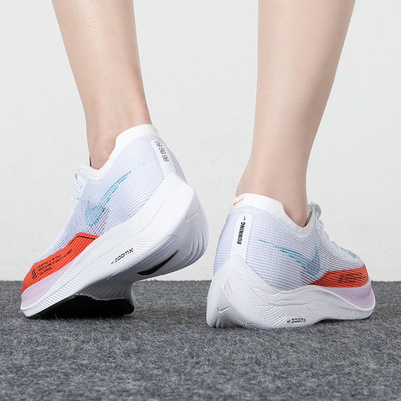 NIKE耐克zoomx 新款女子全掌碳板竞速跑步鞋马拉松运动鞋CU4123