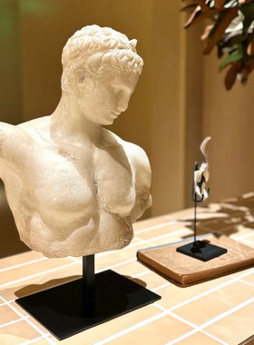 法式复古做旧树脂人物雕塑摆件古