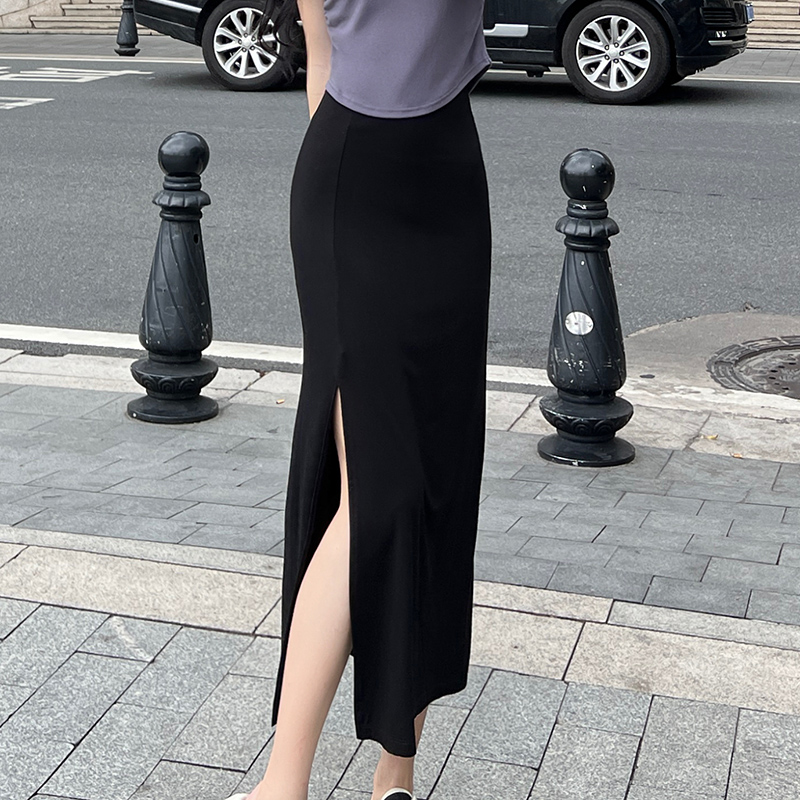 黑色垂感莫代尔半身裙女2024夏季新款显瘦包臀裙中长款高腰A字裙