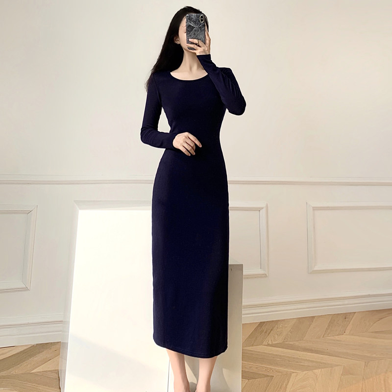 圆领连衣裙秋冬新款修身打底裙子 风私语连衣裙