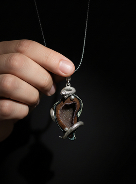 2025新款S925银银蛇盘蛇水晶聚宝盆吊坠女士招财转运项链能量饰品