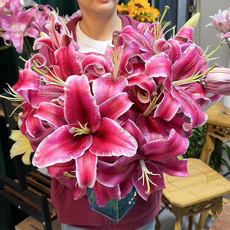 鲜花花束云南鲜花基地直发香水百合花速递同城水养插花情人节礼物 - 图3