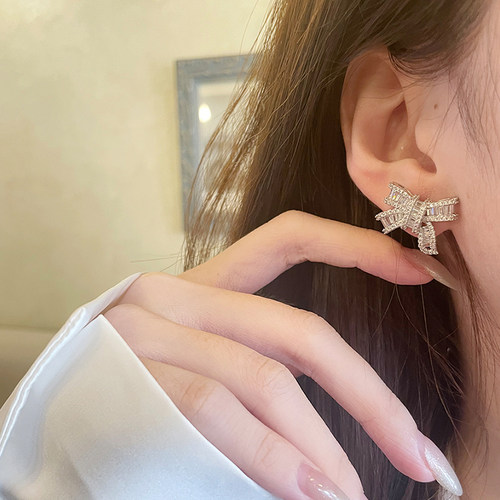 FRIDAY JEWELRY气质微镶满钻蝴蝶气质百搭锆石耳钉耳环耳饰银针 - 图0