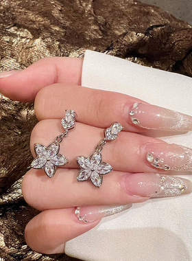 微镶耳钉FRIDAYJEWELRY锆石气质