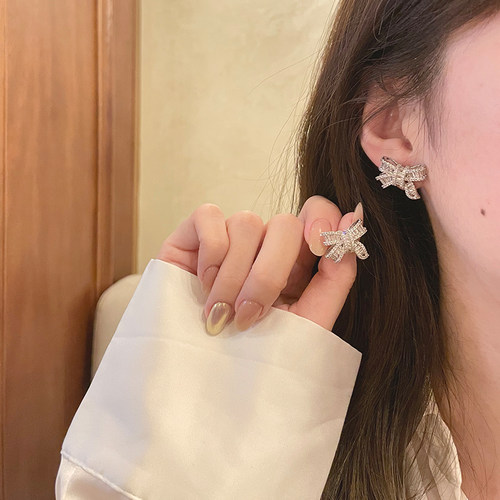 FRIDAY JEWELRY气质微镶满钻蝴蝶气质百搭锆石耳钉耳环耳饰银针 - 图2