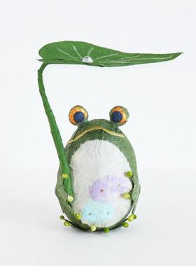 日本制 夏季和风和纸の飾 调湿除臭炭の置物 雨季 蛙 可爱摆件