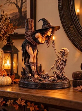 Witch & Skeleton Candle Scene Figurine女巫和骷髅蜡烛场景摆件