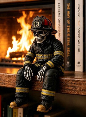 跨境新品 Skeleton Firefighter Sculpture 树脂消防员骷髅雕像