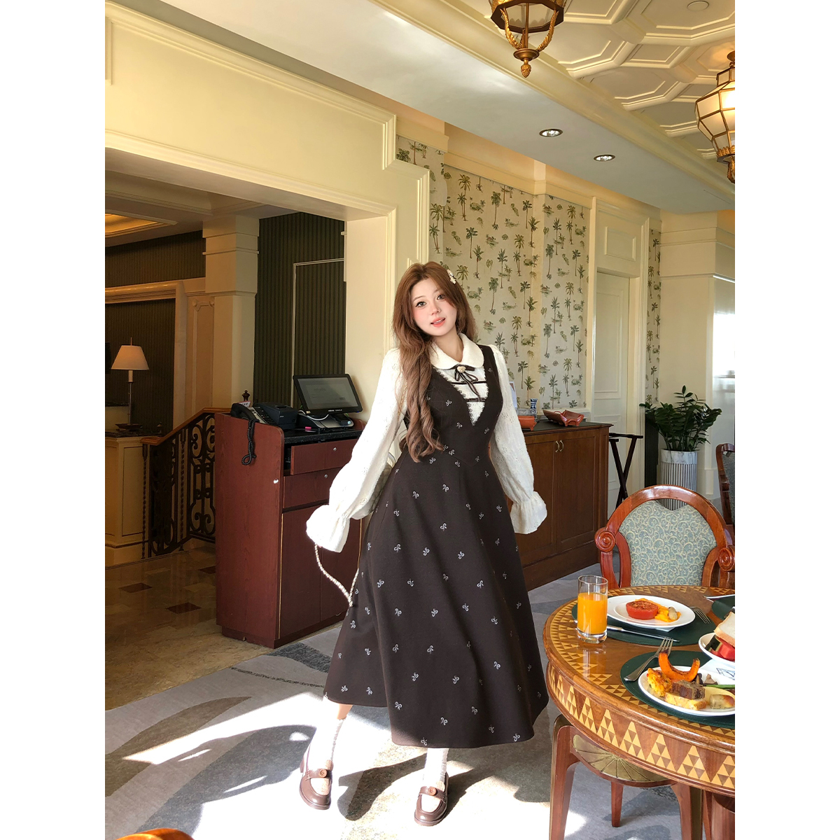 安妮不火 雪尼尔蕾丝拼接娃娃领连衣裙女微胖大码假两件气质裙子 - 图2