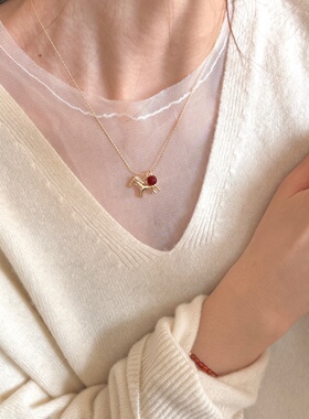 2026本命年红玛瑙小马吊坠项链