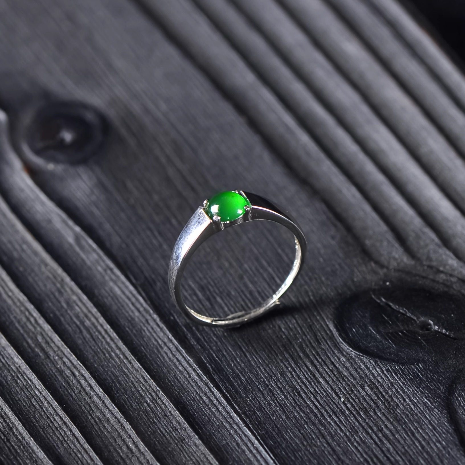 Natural A-grade jadeite ice green cabochon S925 silver inlaid ring for women, simple and versatile jewelry