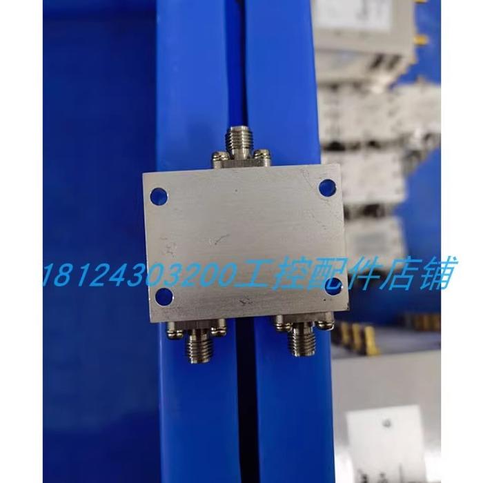 HRSHPS-2H10)40)/HPS-2H10)40) SMA母 同轴一分二功分 - 图1