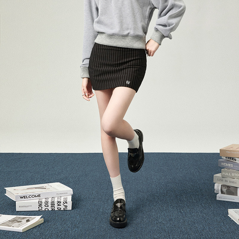 花铃太太新款女生甜美风包臀裙2026年夏季小众显瘦灰色半身裙低腰,淘宝优惠券,粉丝福利购,淘宝优惠卷