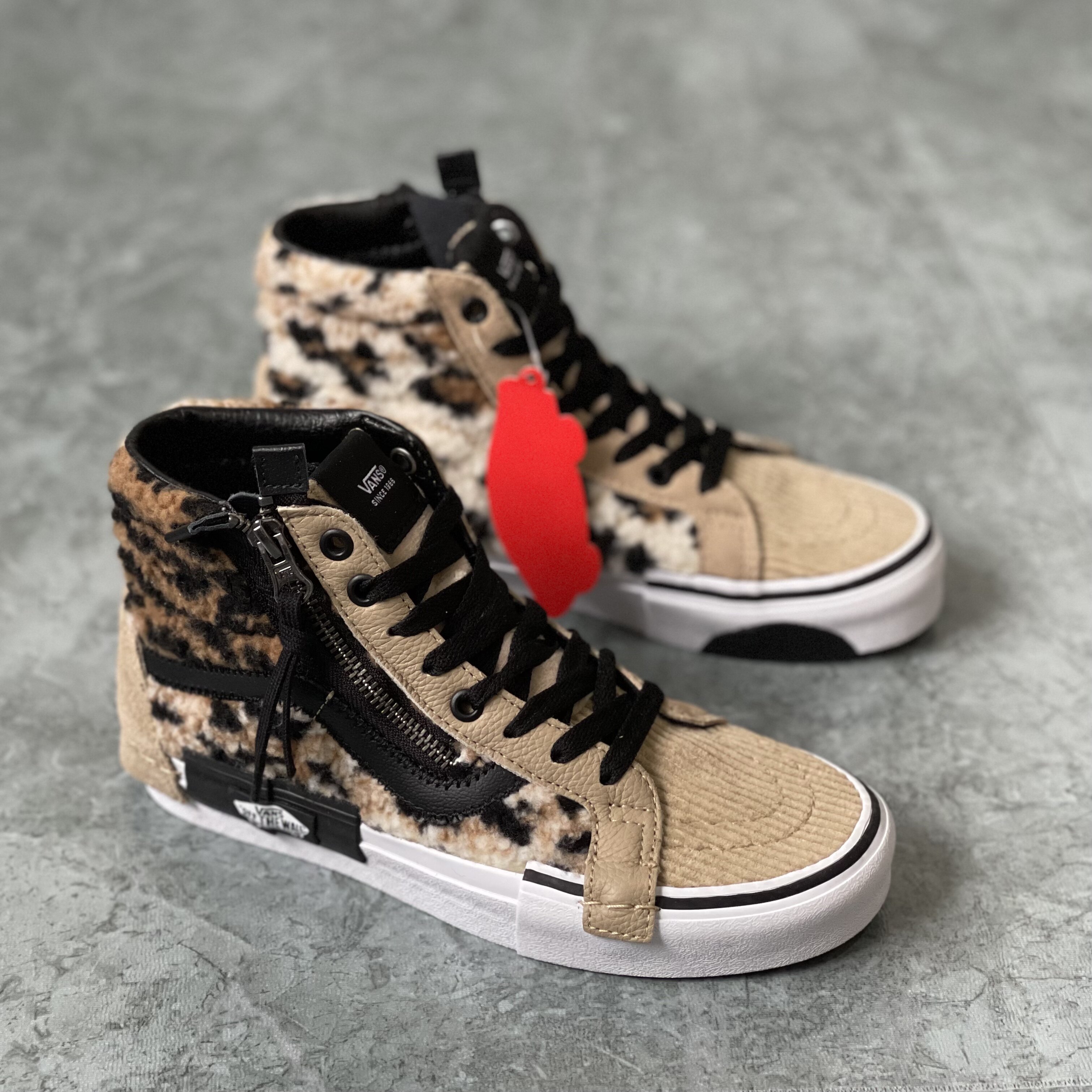 VANS范斯SK8-HiCAP绒面拼接解构男女子高帮帆布鞋板鞋VN0A3WM1ABH - 图2