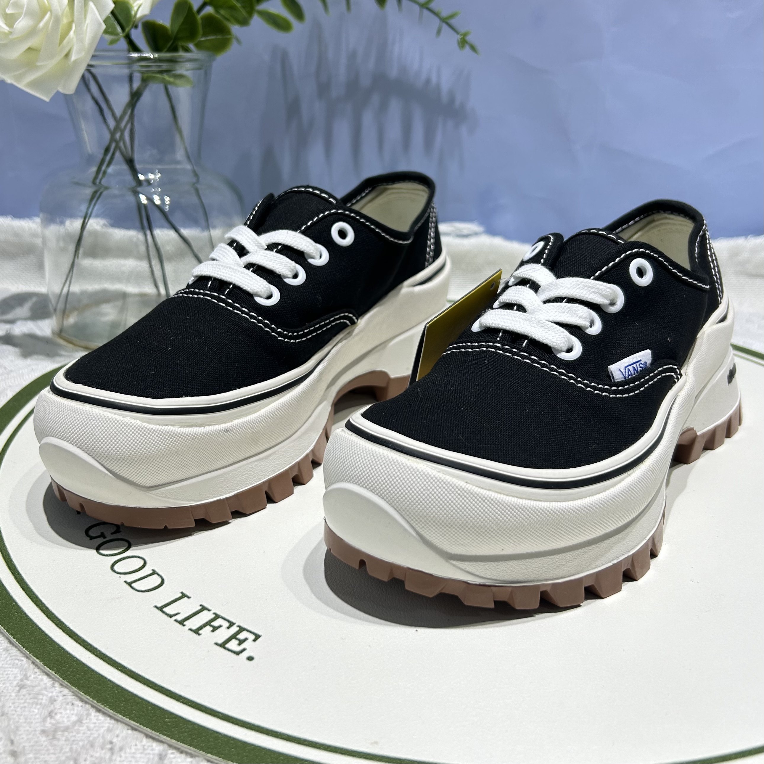 Vans Authentic复古增高小心机时尚百搭运动休闲板鞋VN0A5JLW6BT,淘宝优惠券,粉丝福利购,淘宝优惠卷