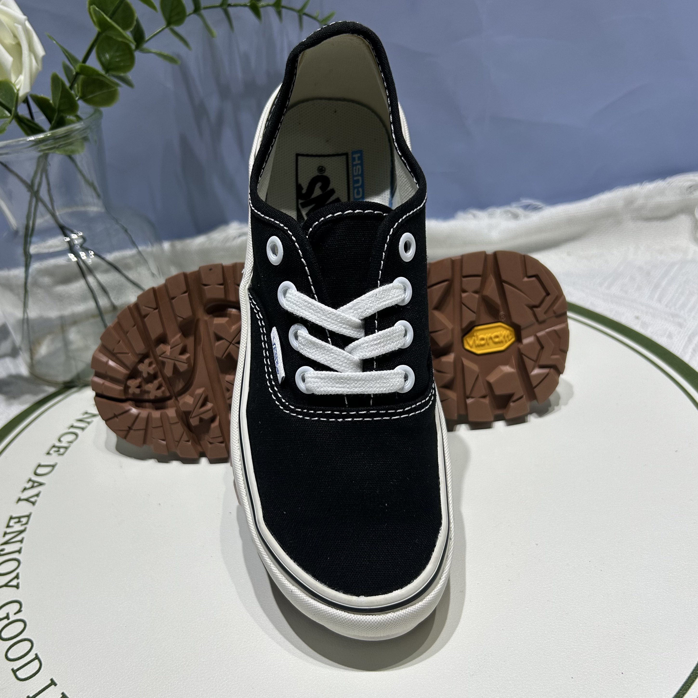 Vans Authentic复古增高小心机时尚百搭运动休闲板鞋VN0A5JLW6BT,淘宝优惠券,粉丝福利购,淘宝优惠卷