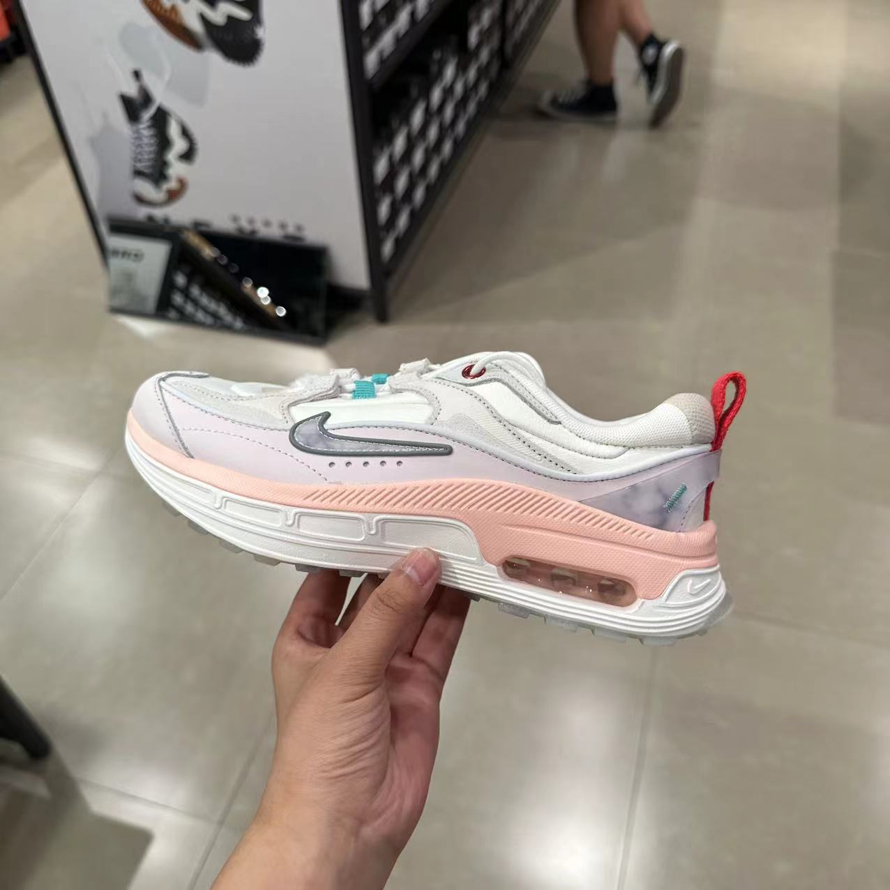 耐克Nike AIR MAX BLISS女子气垫运动休闲跑步鞋老爹鞋FD4340-111 - 图2