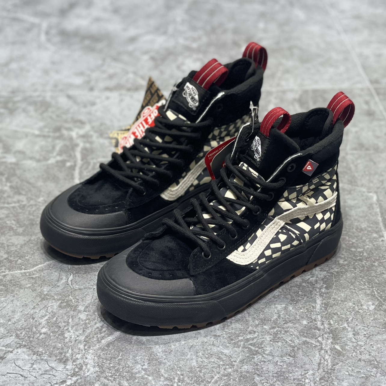 VANS范斯SK8-HI MTE春秋加绒黑色高帮休闲帆布滑板鞋VN0A5HZZ6KZ - 图1