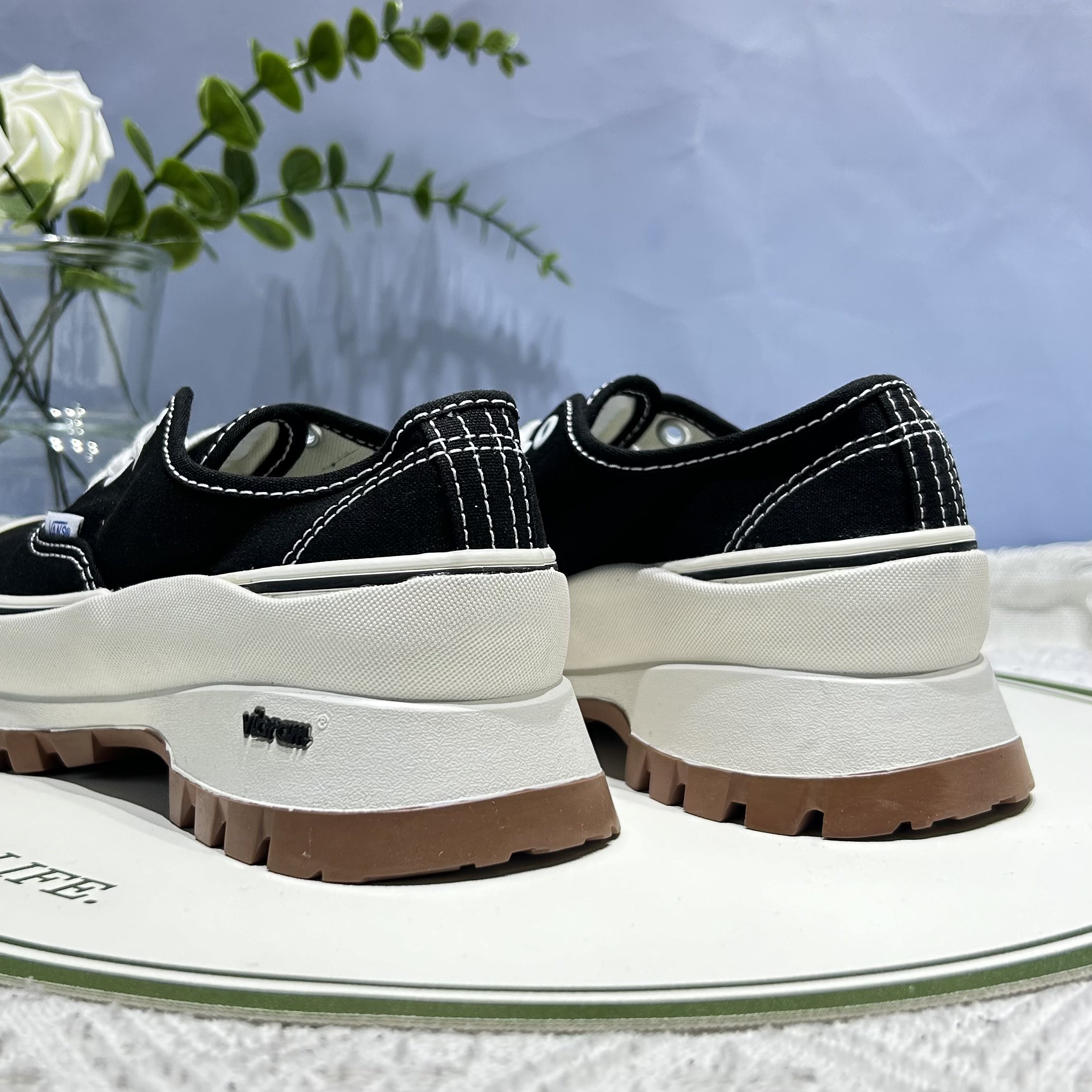 Vans Authentic复古增高小心机时尚百搭运动休闲板鞋VN0A5JLW6BT,淘宝优惠券,粉丝福利购,淘宝优惠卷