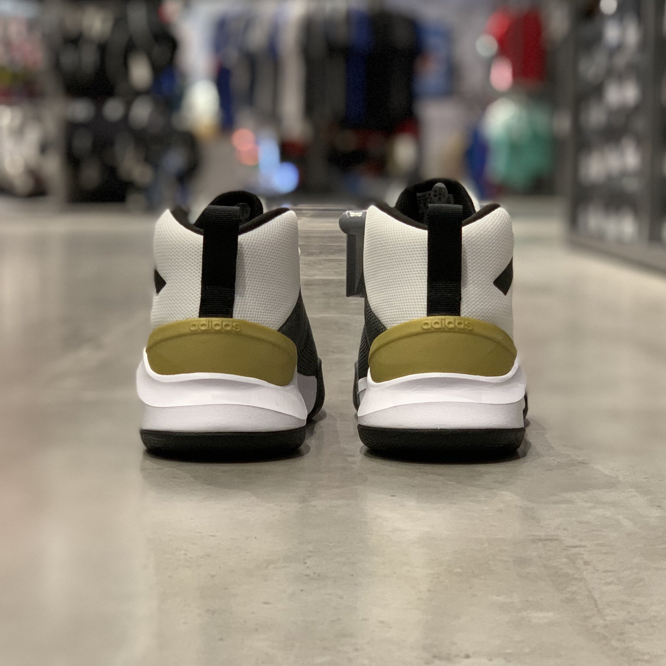 坏蛋的店阿迪达斯/Adidas 篮球鞋缓震篮球鞋实战篮球鞋FY6010