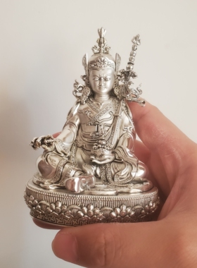 尼泊尔工艺白铜鎏银释迦文殊莲师绿度母黄财神长寿佛地藏王摆件