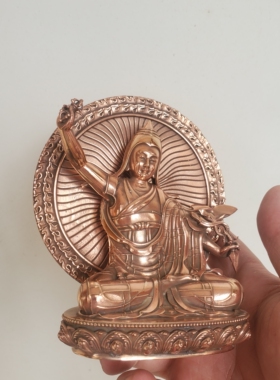 尼泊尔工艺藏传纯铜嘉春上波佛像家居供奉车载佛堂寺庙复古铜摆件