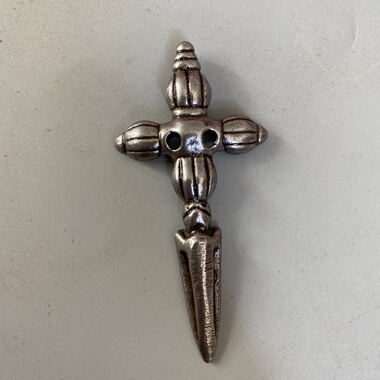 复古藏传天铁十字降魔杵寒铁金刚橛密宗法器挂件项坠文玩配饰吊坠