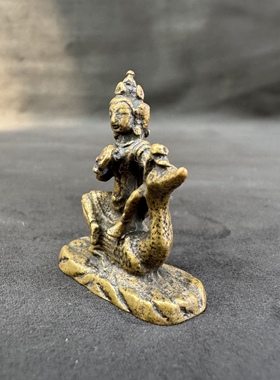 仿古尼泥尔西藏利马铜藏式寸佛黄铜佛像迷你小摆件随身带小佛像