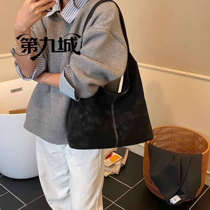 第九城休闲个性托特包2025冬季新款女士包包潮流质感大容量单肩包,淘宝优惠券,粉丝福利购,淘宝优惠卷