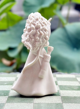 梅琳达公主动物摆件卡通公仔