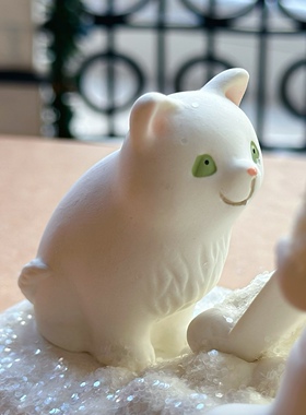 56陶瓷雪娃猫咪动物铲雪工艺品