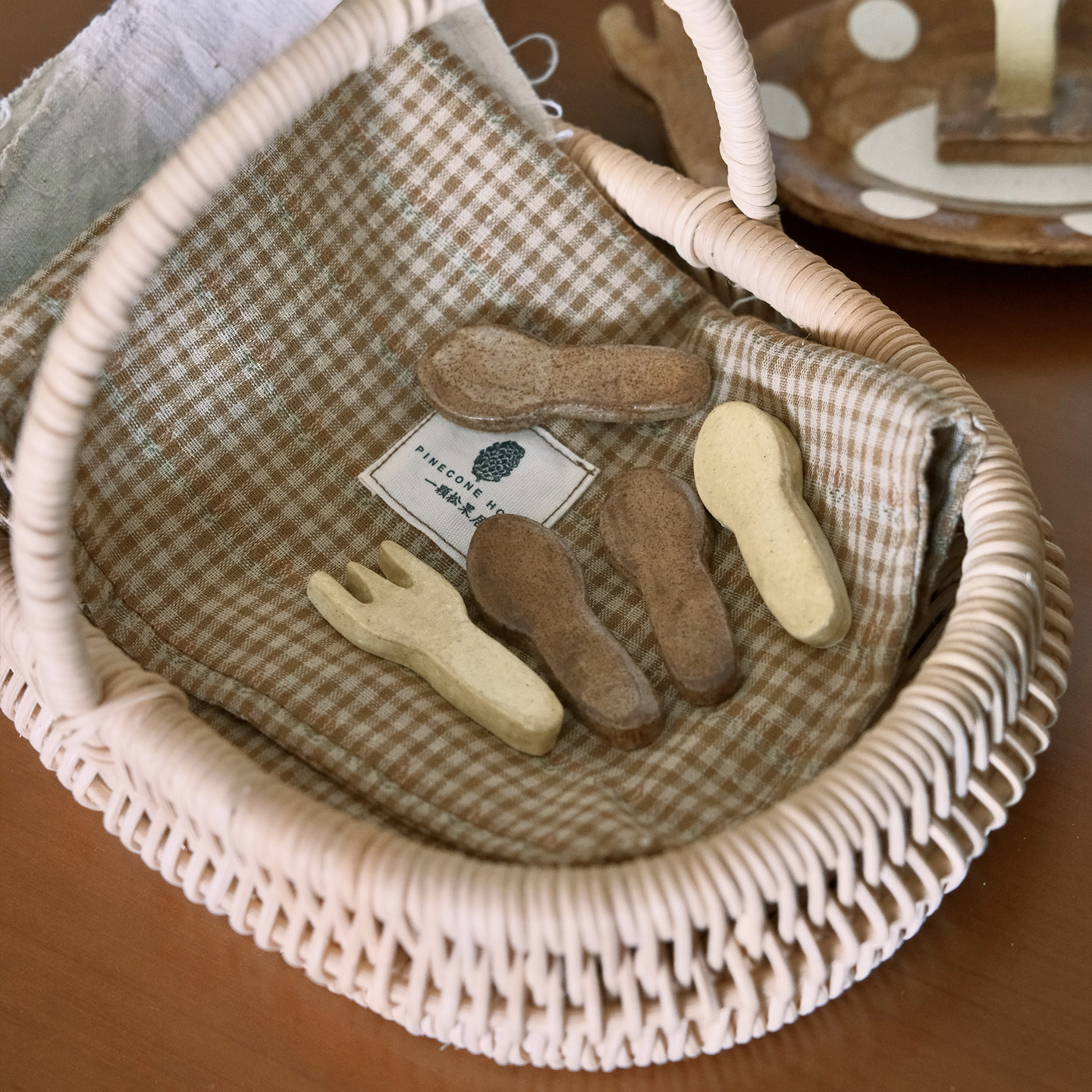 一颗松果居 自制手作陶瓷筷子架摆件可爱叉子勺子造型筷子架摆件,淘宝优惠券,粉丝福利购,淘宝优惠卷