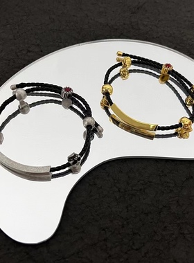 骷髅皇冠本命年红皮手绳链