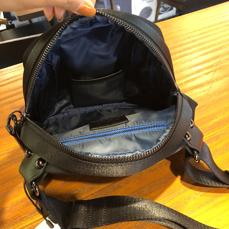 新款韩版尼龙贝壳轻便腰包小斜跨包 梓默包袋女士包袋