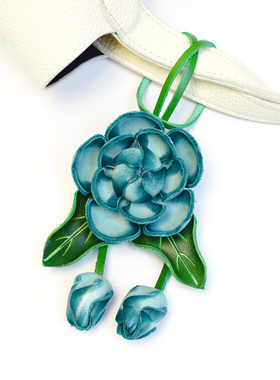 洋芋『遇花则喜』真皮立体花朵