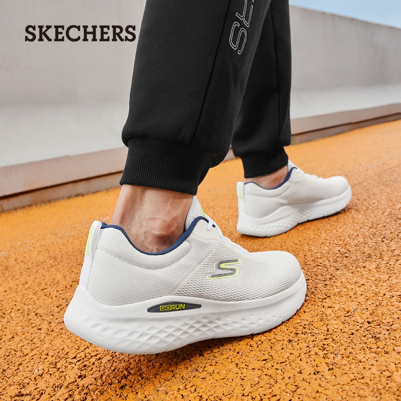 Skechers斯凯奇引跑者春季男鞋休闲鞋缓震舒适运动鞋高回弹跑步鞋