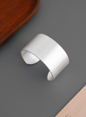 khe*家宽版手镯25年爆款轻奢感简约百搭无光银开口可调节手镯