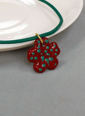 白百何同款树脂小花项链爆款气质小众简约爆款涂釉花朵吊坠锁骨链