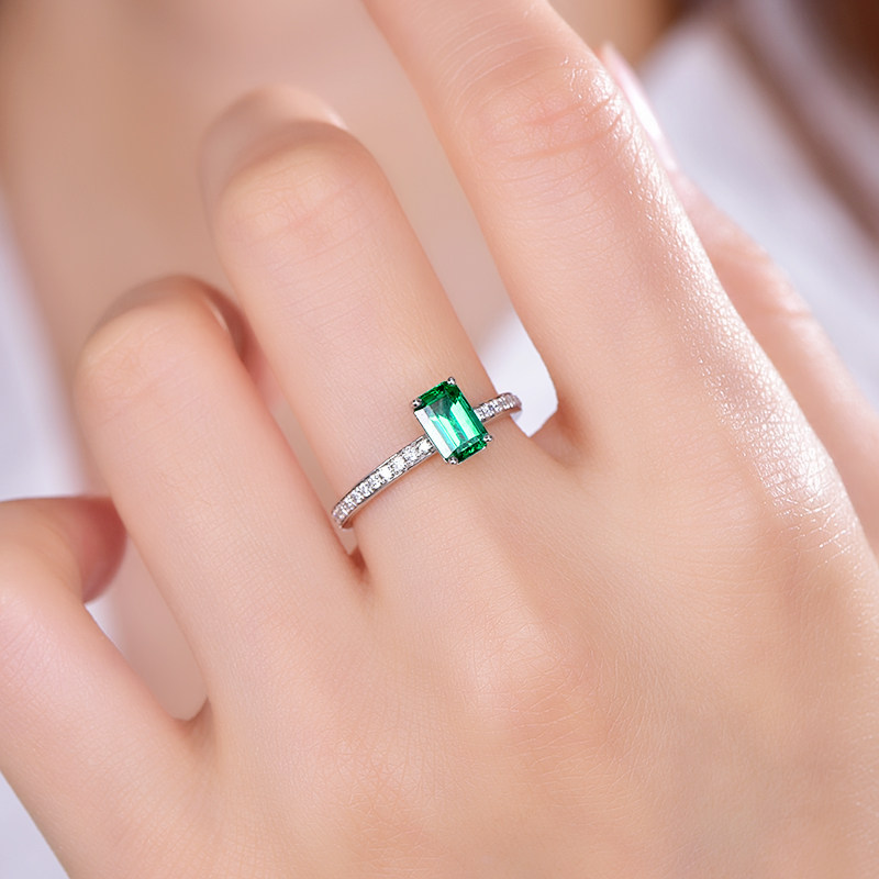 Milai Jewelry 0.85 carat natural Zambian emerald ring for women 18k gold inlaid diamond ring customization