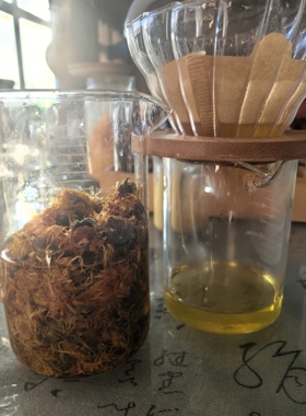 纯手工代熬宝宝面脂金盏花山茶油乳木果脂 黑猪油乳木果脂两款