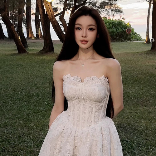 法式蕾丝抹胸鱼骨连衣裙女生日聚会小礼服纯欲收腰显瘦蓬蓬短裙子 - 图1