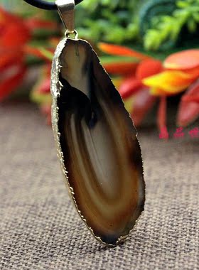 天然原色玛瑙片吊坠原石切割镶嵌