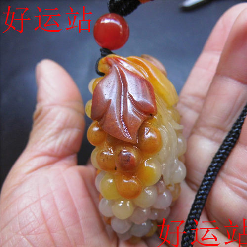 定制新款促销黄龙玉俏色硕果累累手把件玉石手玩物黄蜡石玉佩摆件 - 图2