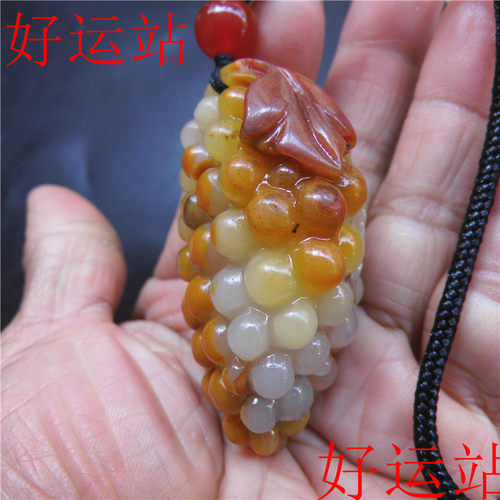 定制新款促销黄龙玉俏色硕果累累手把件玉石手玩物黄蜡石玉佩摆件 - 图1
