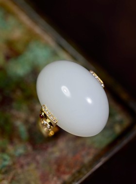 新疆和田白玉戒指18K金镶嵌白金福字老料椭圆形饱满蛋面女款指环