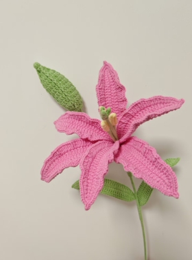 成品 高定手工钩织百合花束仿真花 摆件装饰品送朋友闺蜜母亲老师