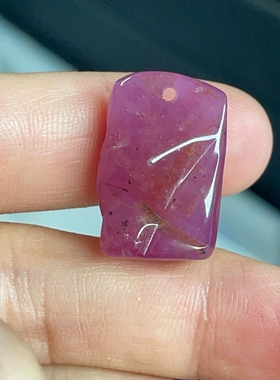 天然红宝石随形雕刻吊坠 5行属火旺 编绳配饰文玩配珠挂坠32.47ct