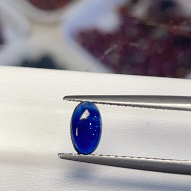 天然蓝宝石裸石椭圆戒面皇家蓝玻璃体干净无裂镶嵌戒指吊坠手链正